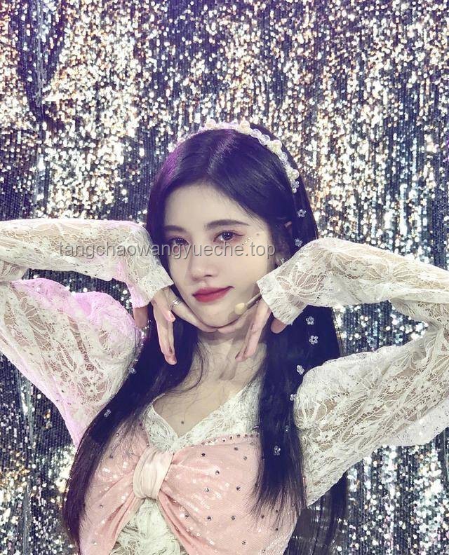 鞠婧祎手势舞更新与其他热门手势舞博主的对比分析