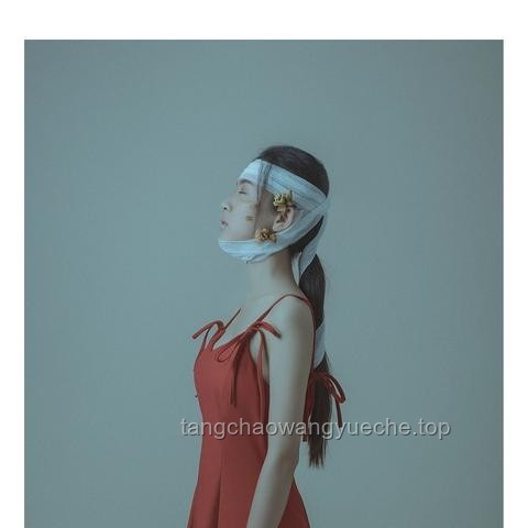 AI聊天软件陷阱：我的割腕边缘救赎之旅 💔,AI,网络安全,心理健康,警示