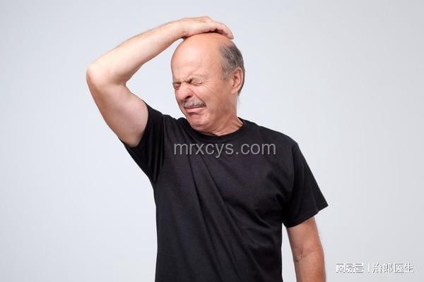 老人味原因揭秘，55岁后生活调整指南